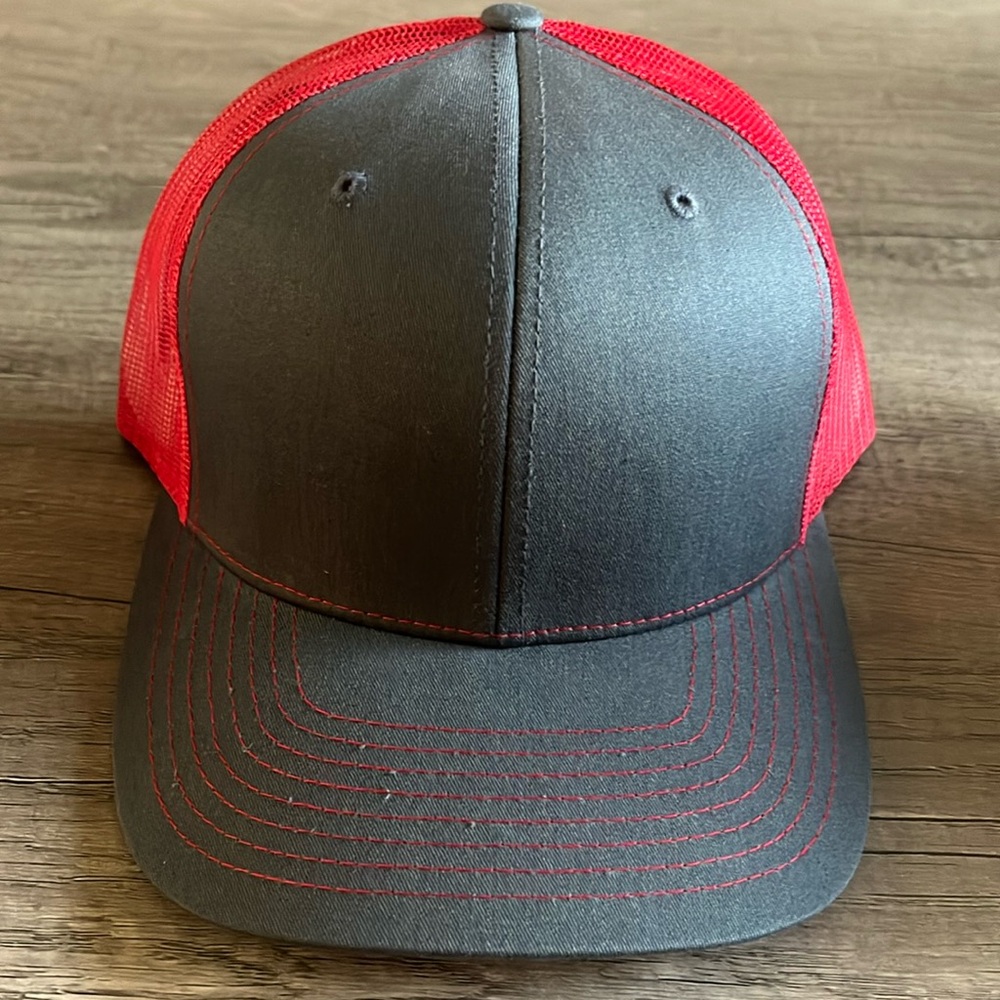 Trucker hat